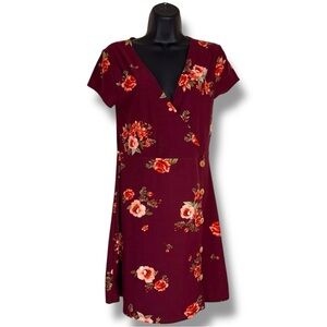 Juniors Medium Arizona Burgundy Floral Short Sleeve Dress Mini Vneck Stretch